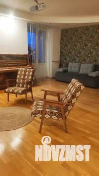 1-к квартира, посуточно, 62м2, 3/9 этаж