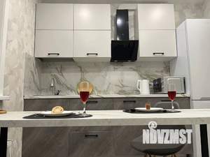 1-к квартира, посуточно, 43м2, 8/13 этаж