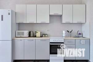 1-к квартира, посуточно, 38м2, 7/18 этаж