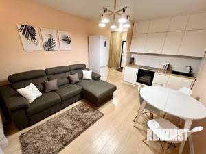 2-к квартира, посуточно, 50м2, 1/1 этаж