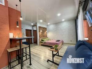 Студия квартира, посуточно, 35м2, 7/17 этаж
