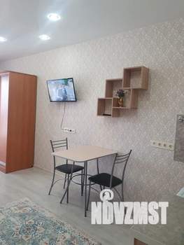 Студия квартира, посуточно, 25м2, 5/18 этаж