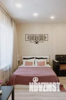 Студия квартира, посуточно, 35м2, 14/17 этаж