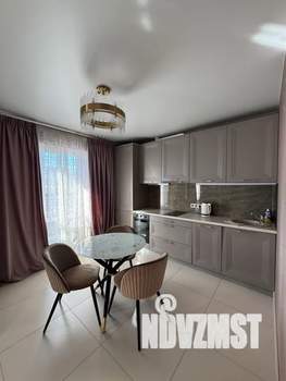 1-к квартира, посуточно, 40м2, 9/16 этаж