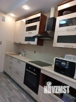 1-к квартира, посуточно, 39м2, 8/18 этаж