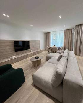 3-к квартира, на длительный срок, 105м2, 8/8 этаж