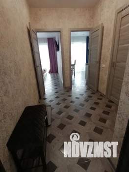 2-к квартира, посуточно, 40м2, 13/18 этаж