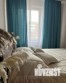 1-к квартира, посуточно, 40м2, 11/16 этаж