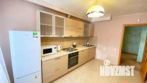 1-к квартира, посуточно, 42м2, 2/13 этаж