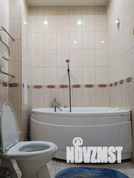 Студия квартира, посуточно, 40м2, 8/10 этаж