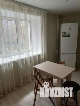 2-к квартира, посуточно, 40м2, 3/5 этаж