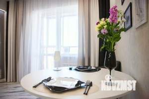 1-к квартира, посуточно, 52м2, 1/1 этаж