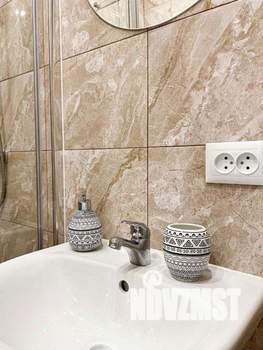 1-к квартира, посуточно, 46м2, 1/1 этаж