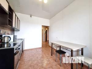 1-к квартира, посуточно, 40м2, 3/9 этаж