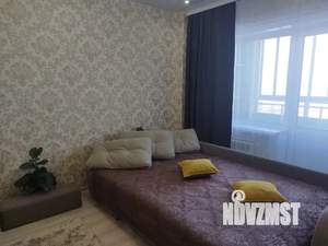 1-к квартира, посуточно, 41м2, 7/18 этаж