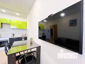 1-к квартира, посуточно, 44м2, 12/18 этаж