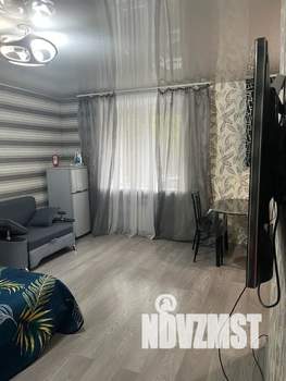 Студия квартира, посуточно, 40м2, 1/4 этаж