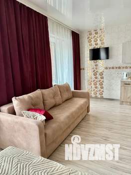 Студия квартира, посуточно, 47м2, 9/16 этаж