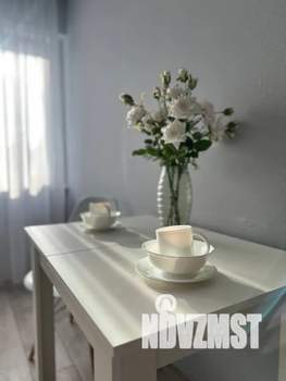 1-к квартира, посуточно, 39м2, 10/10 этаж