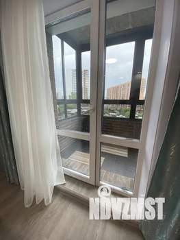 Студия квартира, посуточно, 42м2, 6/10 этаж