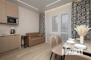 Студия квартира, посуточно, 40м2, 8/9 этаж