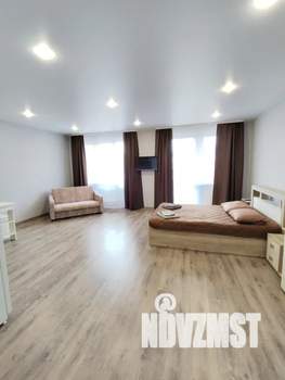 Студия квартира, посуточно, 40м2, 5/16 этаж