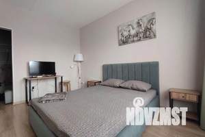 1-к квартира, посуточно, 34м2, 4/10 этаж