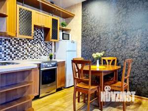 Студия квартира, посуточно, 45м2, 7/10 этаж