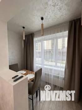 Студия квартира, посуточно, 22м2, 1/10 этаж