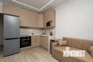 Студия квартира, посуточно, 40м2, 8/9 этаж