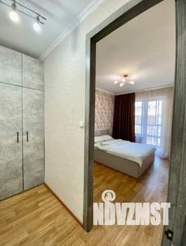 1-к квартира, посуточно, 40м2, 4/15 этаж
