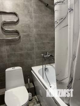 Студия квартира, посуточно, 27м2, 4/18 этаж