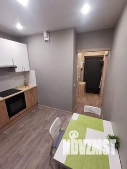 1-к квартира, посуточно, 40м2, 12/18 этаж