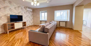 3-к квартира, на длительный срок, 134м2, 3/7 этаж