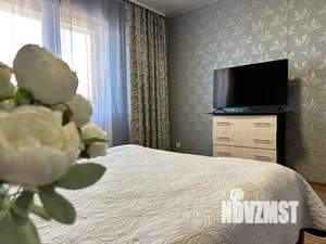 1-к квартира, посуточно, 34м2, 10/19 этаж