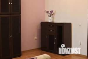 2-к квартира, посуточно, 67м2, 1/1 этаж