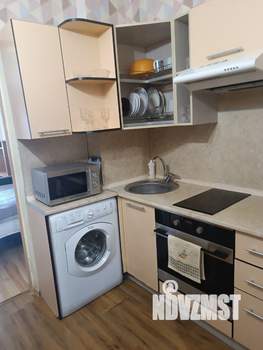 Студия квартира, посуточно, 25м2, 1/6 этаж