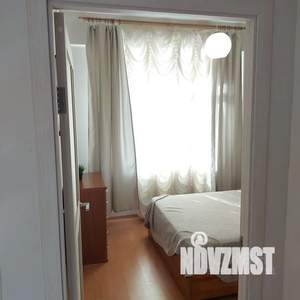 1-к квартира, посуточно, 48м2, 15/15 этаж