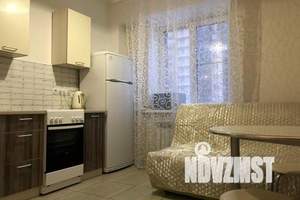 1-к квартира, посуточно, 42м2, 10/17 этаж