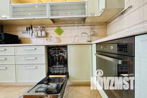 3-к квартира, посуточно, 90м2, 15/15 этаж