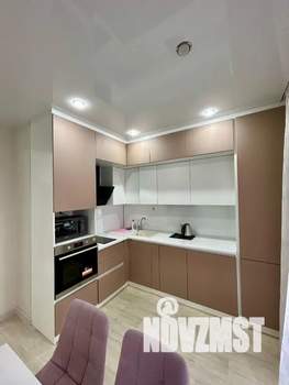 1-к квартира, посуточно, 38м2, 7/9 этаж