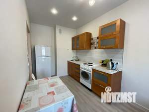 2-к квартира, посуточно, 40м2, 10/18 этаж