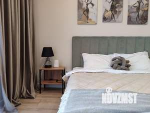 Студия квартира, посуточно, 30м2, 12/18 этаж