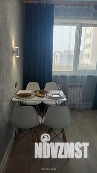 1-к квартира, посуточно, 44м2, 1/1 этаж