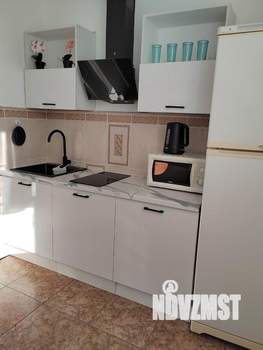 1-к квартира, посуточно, 38м2, 1/1 этаж