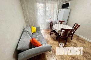 1-к квартира, посуточно, 48м2, 1/8 этаж