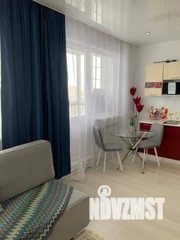 Студия квартира, посуточно, 32м2, 12/15 этаж