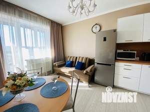 2-к квартира, посуточно, 42м2, 15/16 этаж