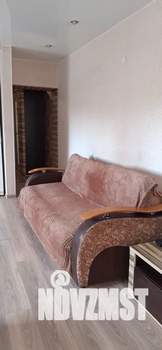 Студия квартира, посуточно, 35м2, 2/10 этаж