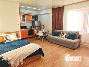 Студия квартира, посуточно, 40м2, 5/10 этаж